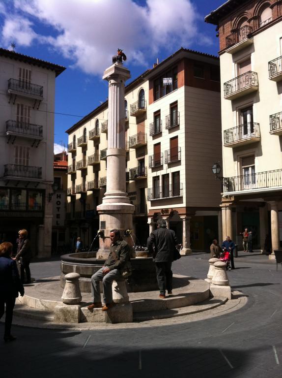 Duplex Amantes Apartment Teruel Exterior photo